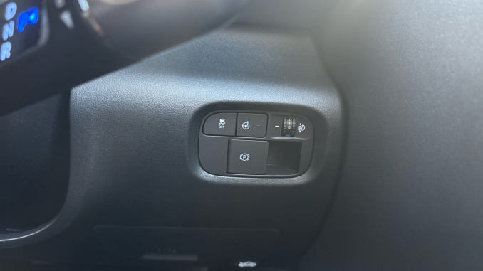 Hyundai INSTER 85kW 02 49kWh 5dr Auto Electric Hatchback - Image 42